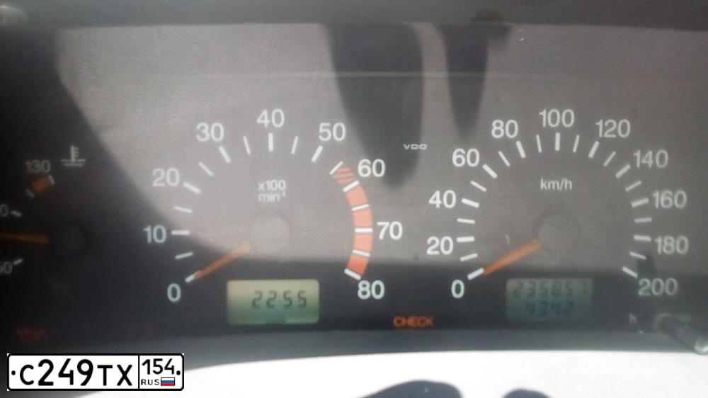 Фото автомобиля ВАЗ 21150, 2001 — госномер Е133ВС54. Цвет: СЕРЕБРИСТЫЙ ЗЕЛЕНО-ГОЛУБОЙ