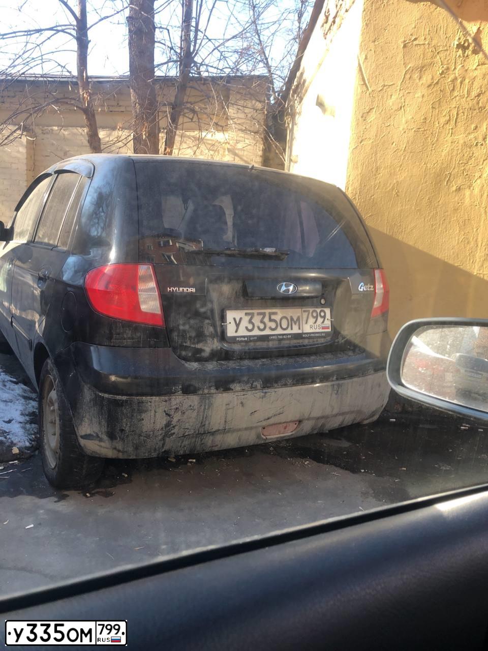 Фото автомобиля HYUNDAI GETZ, 2007 — госномер У335ОМ799. Цвет: ЧЕРНЫЙ