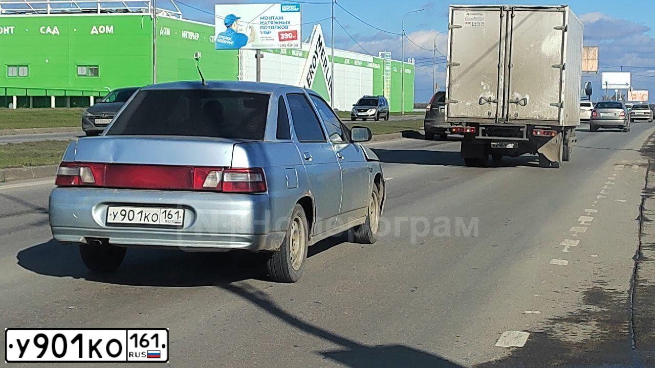 Фото автомобиля VAZ 2110 LADA, 2003 — госномер У901КО161. Цвет: СЕРЕБРИСТО-ГОЛУБОЙ