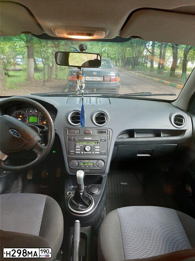 Фото автомобиля TOYOTA CAMRY, 1994 — госномер Н298МА190. Цвет: СИНИЙ ТЕМНЫЙ