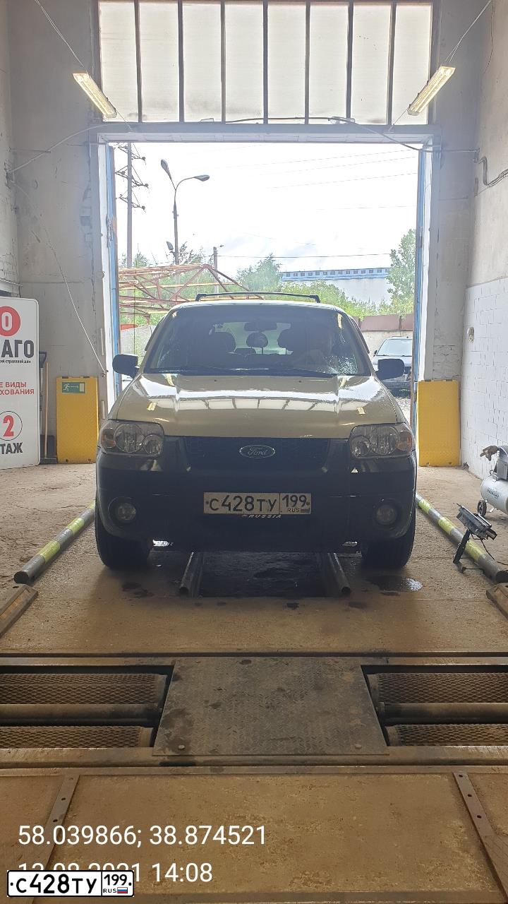 Фото автомобиля FORD ESCAPE, 2005 — госномер О854ХС68