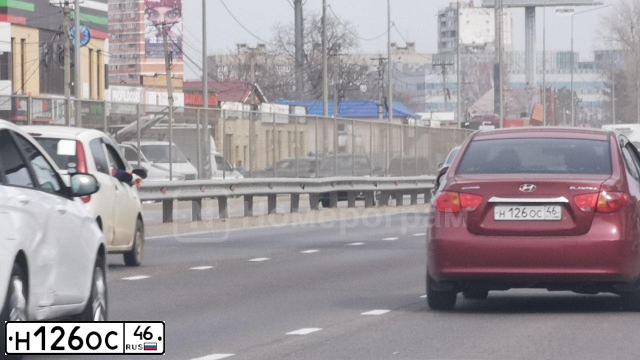 Фото автомобиля HYUNDAI ELANTRA, 2010 — госномер Н126ОС46. Цвет: КРАСНЫЙ