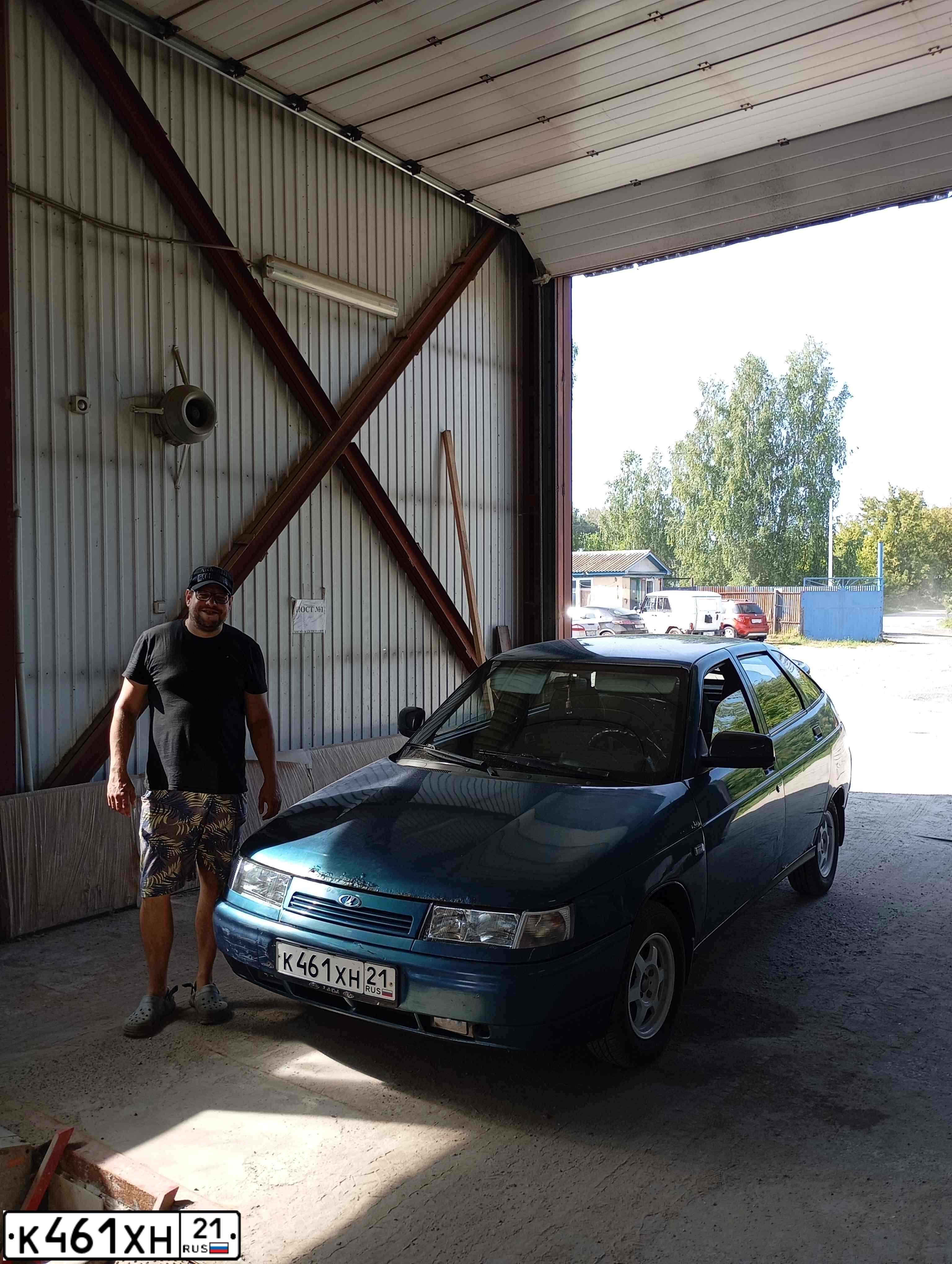 Фото автомобиля LADA 2112, 2005 — госномер Е525КЕ43. Цвет: СИНЕ-ЗЕЛЕНЫЙ