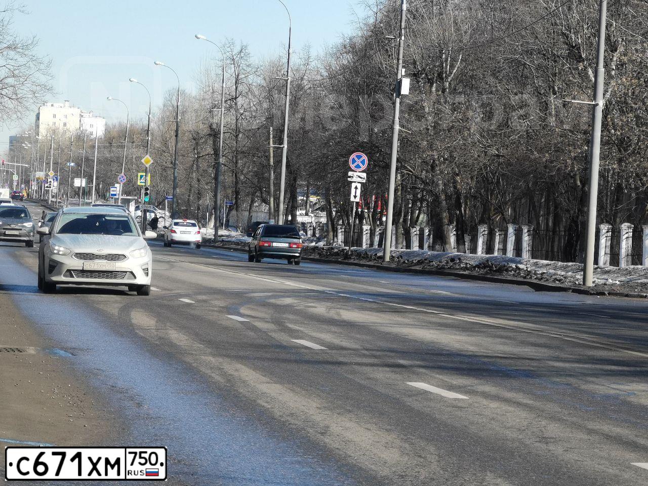 Фото автомобиля KIA CEE'D, 2019 — госномер С671ХМ750. Цвет: СЕРЕБРИСТЫЙ