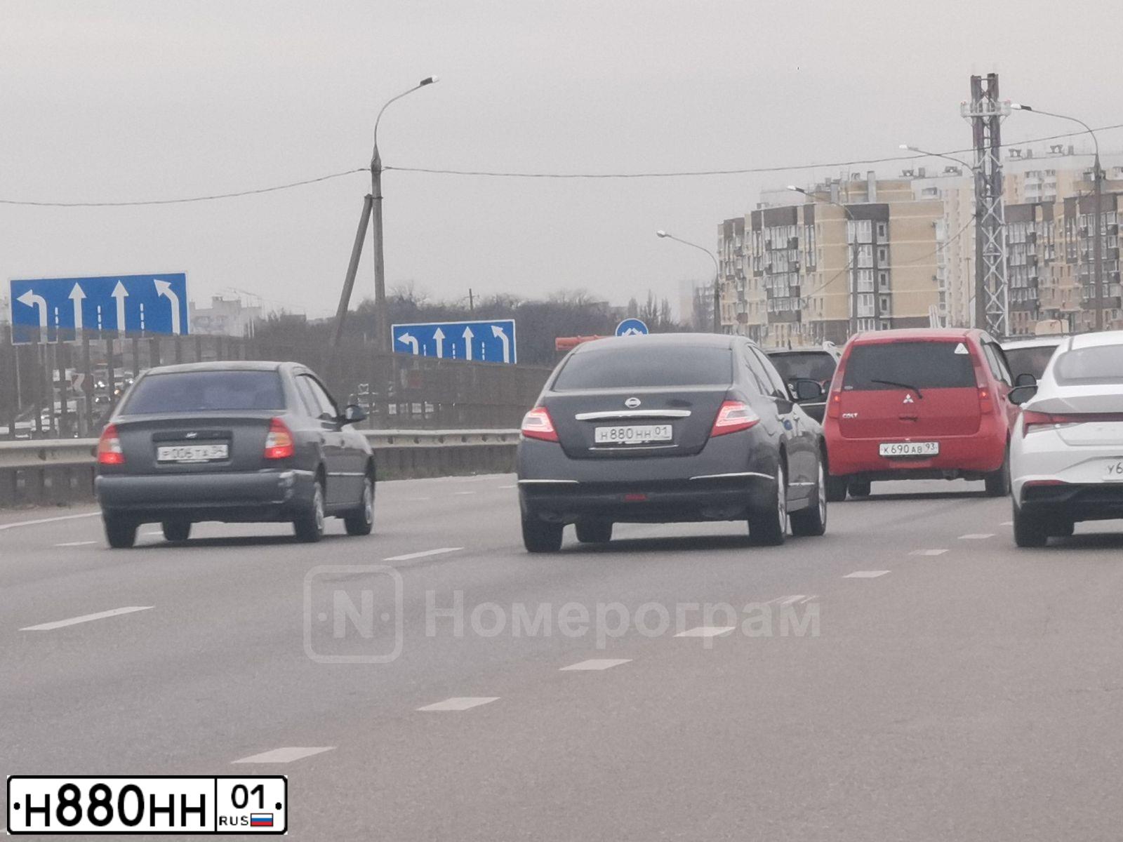Фото автомобиля MERCEDES S-KLASSE, 2007 — госномер Е777ЕВ01. Цвет: ЧЕРНЫЙ