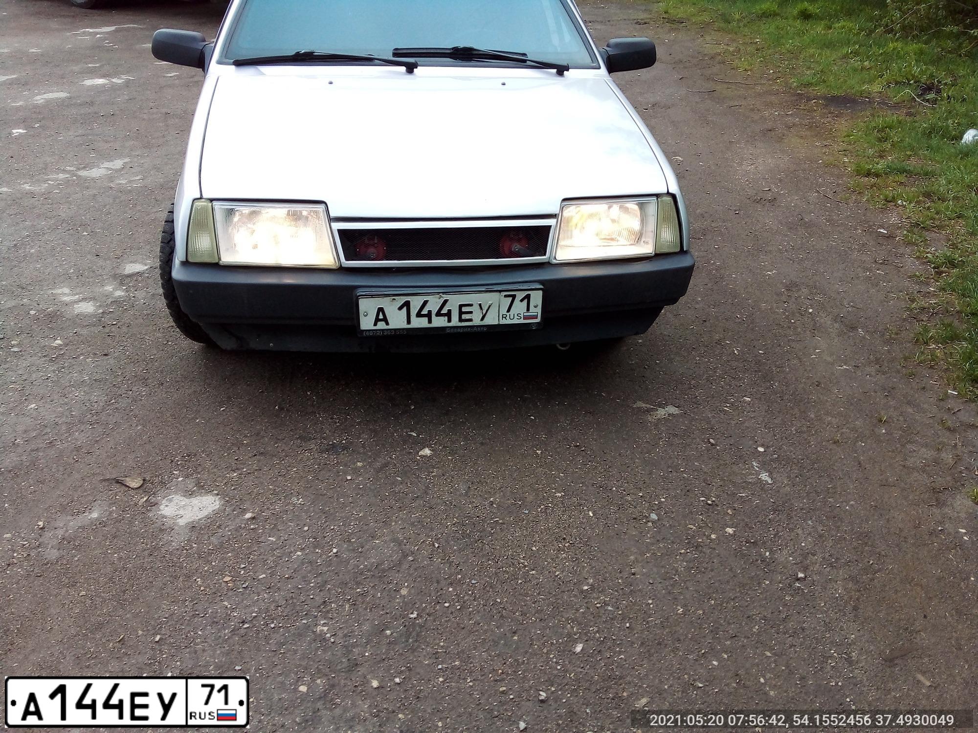 Фото автомобиля LADA 2109, 1995 — госномер К826УЕ62. Цвет: Светло-Серебристый металлик