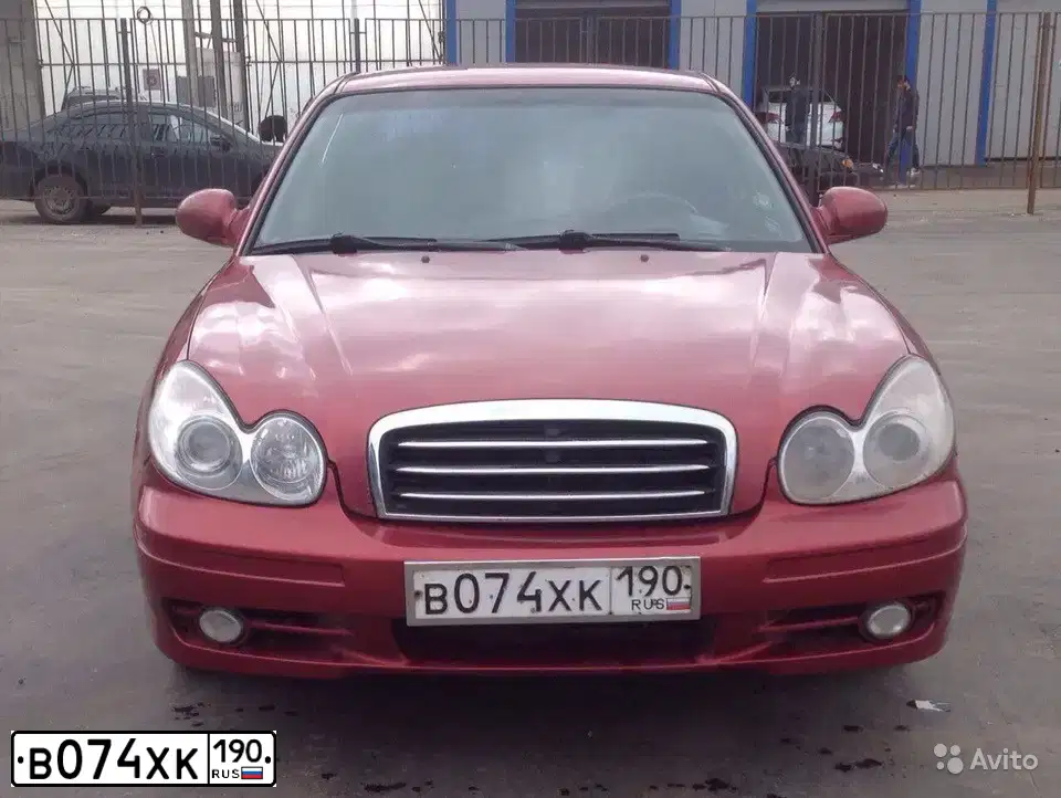 Фото автомобиля TAGAZ Z SONATA, 2004 — госномер В074ХК190. Цвет: Красный