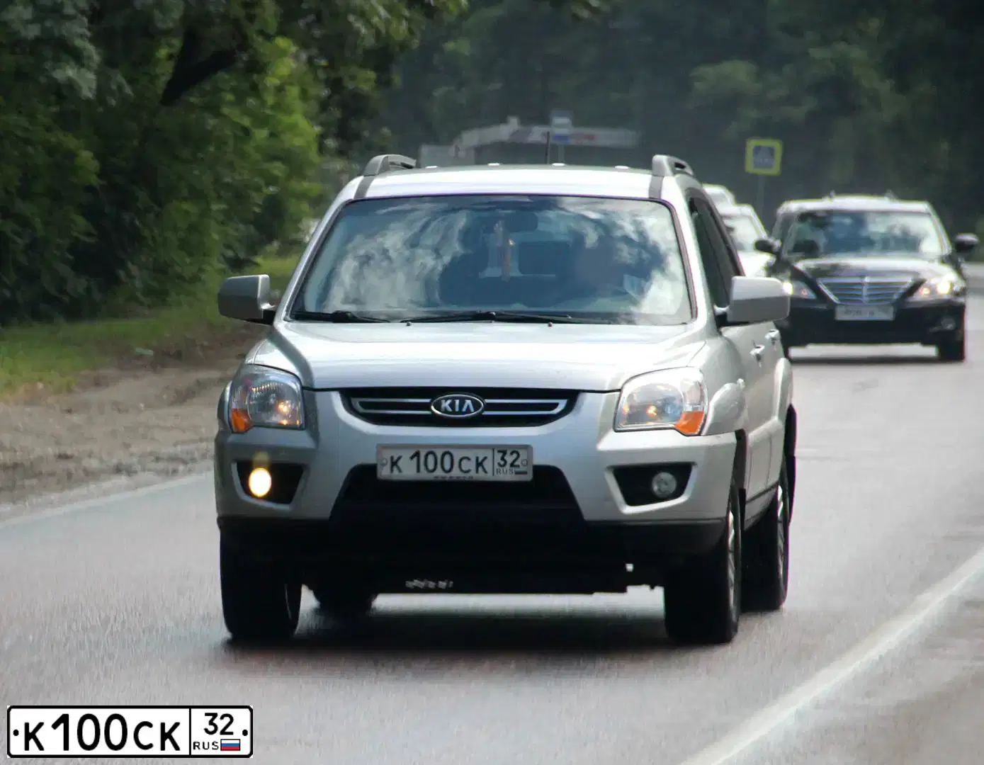 Фото автомобиля TOYOTA RAV4, 2010 — госномер К100СК32. Цвет: БРОНЗОВЫЙ