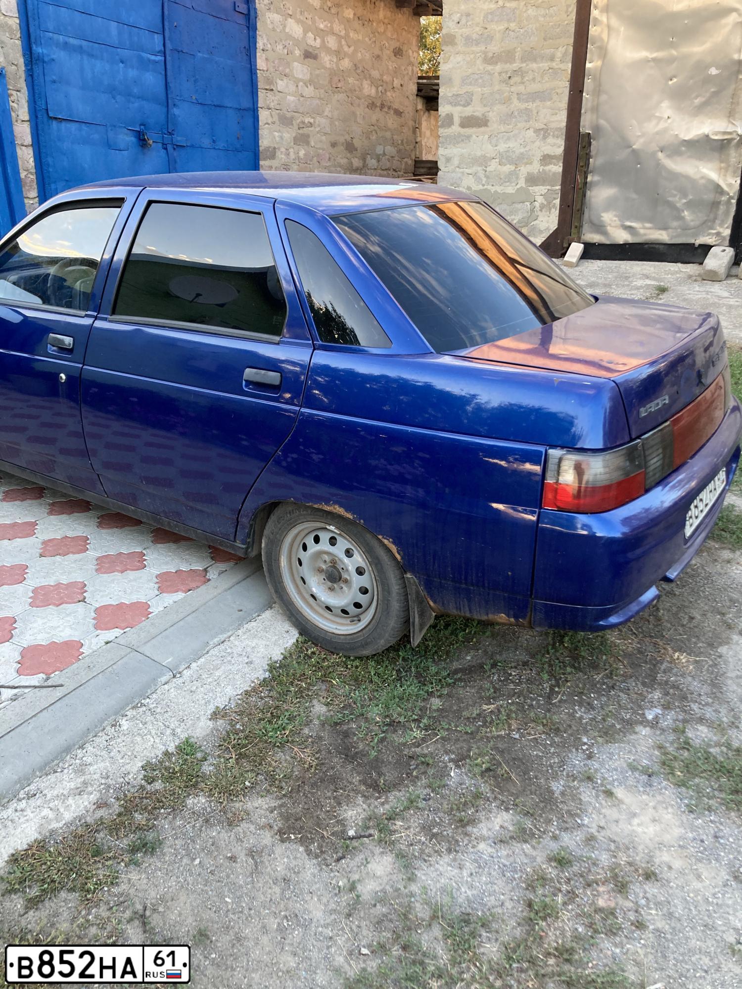 Фото автомобиля LADA 2110, 2002 — госномер Н548МС126. Цвет: синий