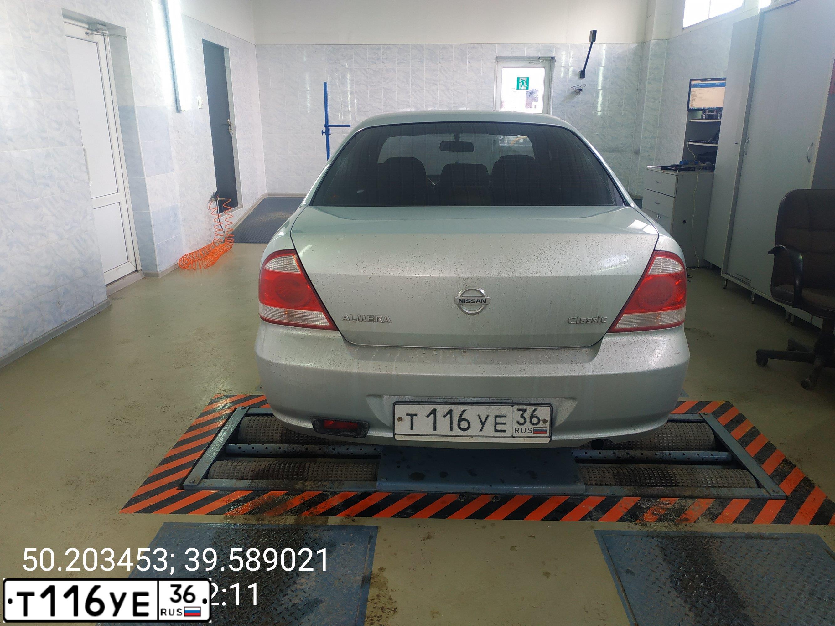 Фото автомобиля NISSAN ALMERA, 2006 — госномер Т116УЕ36. Цвет: Серебристый