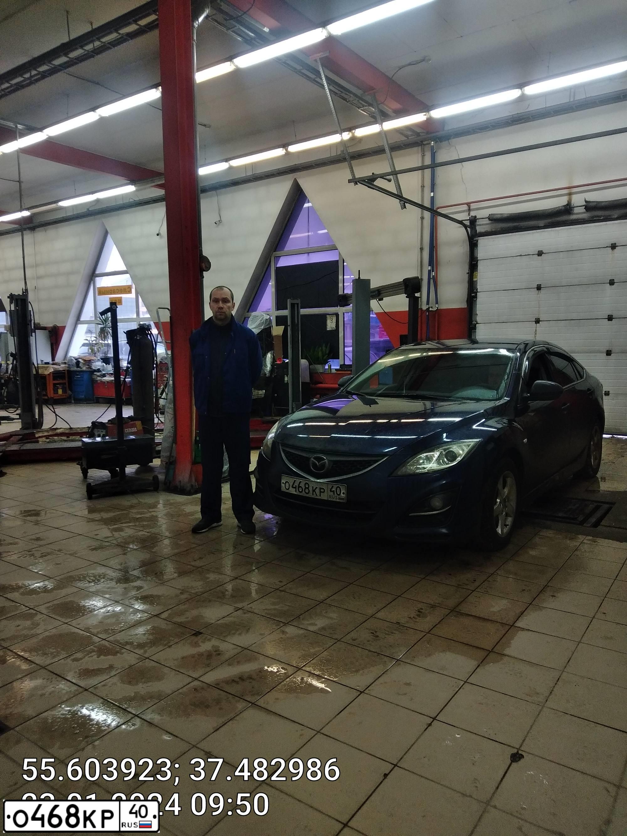 Фото автомобиля MAZDA 6, 2011 — госномер О468КР40. Цвет: Темно-синий