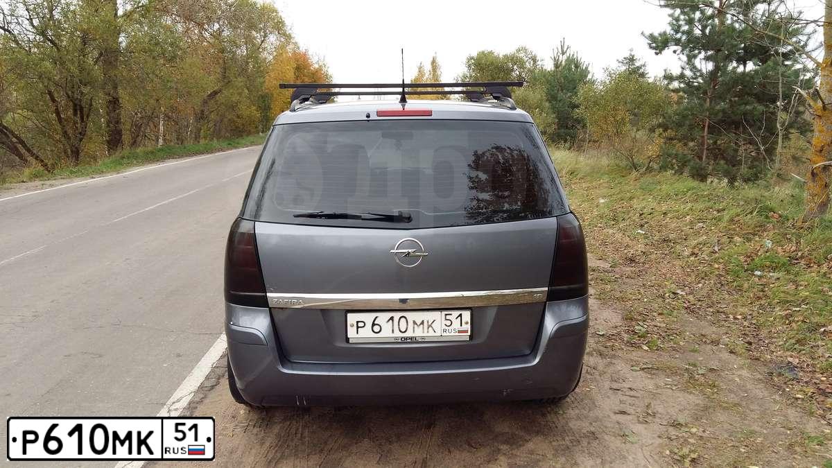 Фото автомобиля OPEL ZAFIRA, 2006 — госномер К025КВ136. Цвет: СЕРЫЙ