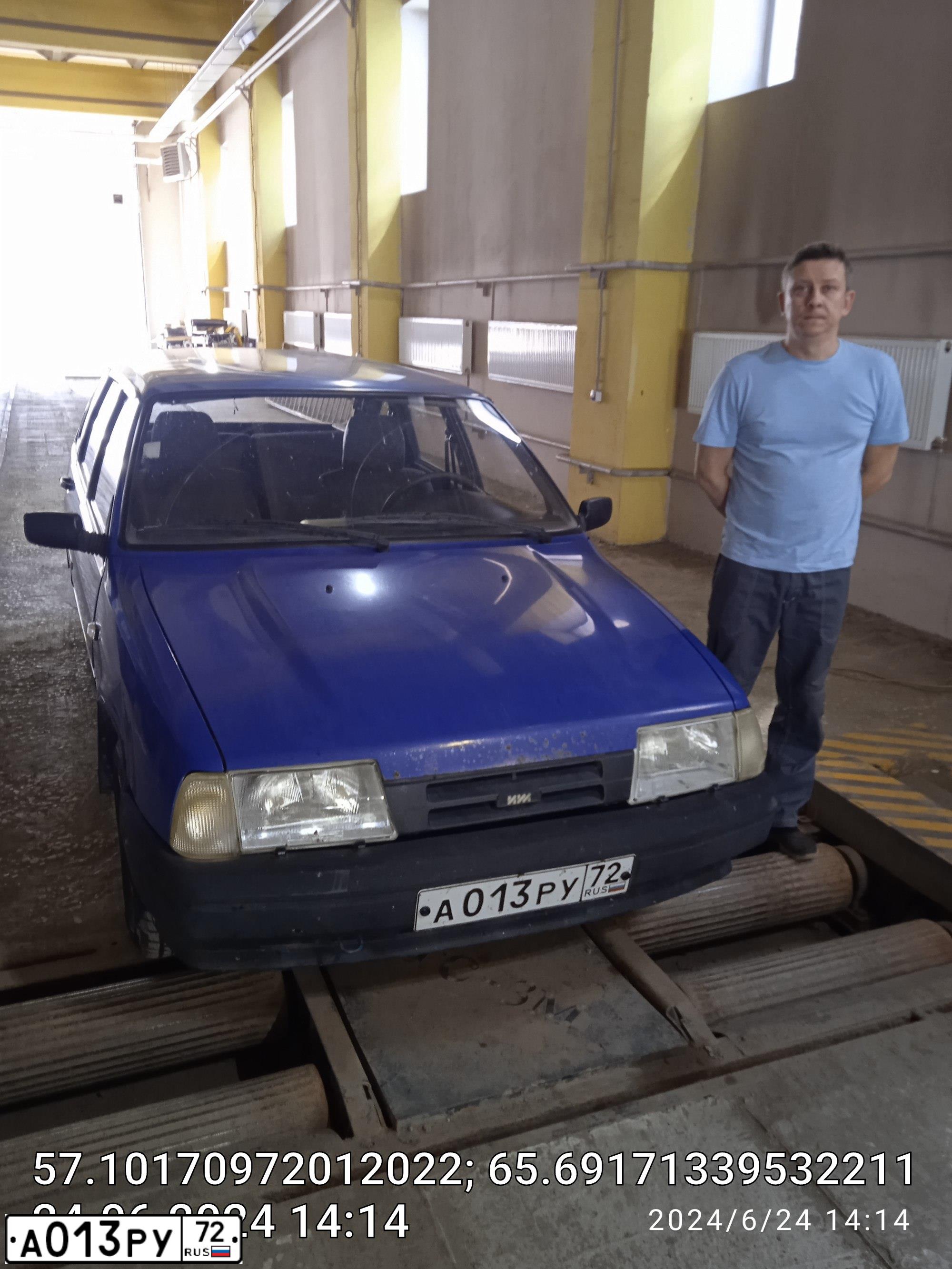 Фото автомобиля IZH 2126, 2004 — госномер А013РУ72. Цвет: синий