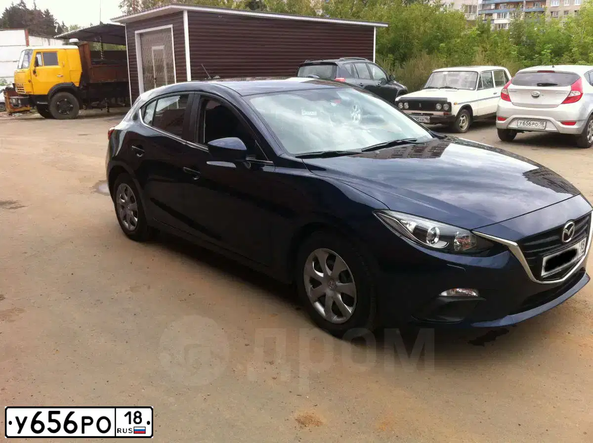 Фото автомобиля HYUNDAI SOLARIS, 2012 — госномер У656РО18. Цвет: Серебристый