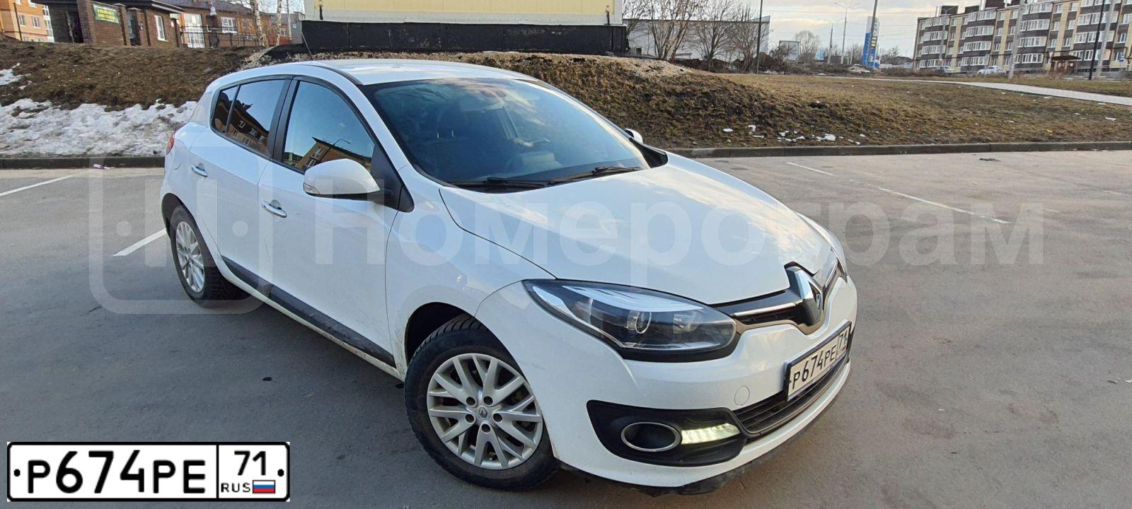 Фото автомобиля RENAULT MEGANE, 2014 — госномер Р674РЕ71. Цвет: БЕЛЫЙ