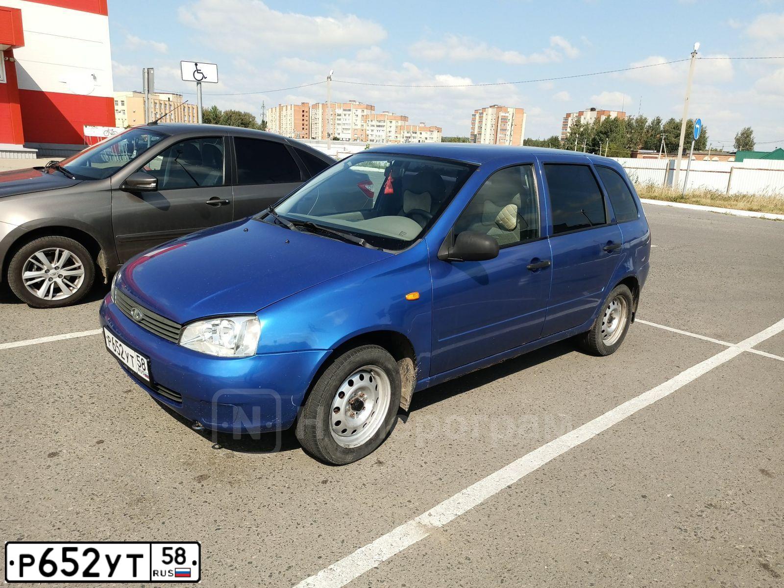 Фото автомобиля LADA 1117 KALINA, 2008 — госномер Р652УТ58. Цвет: ЯРКО СИНИЙ