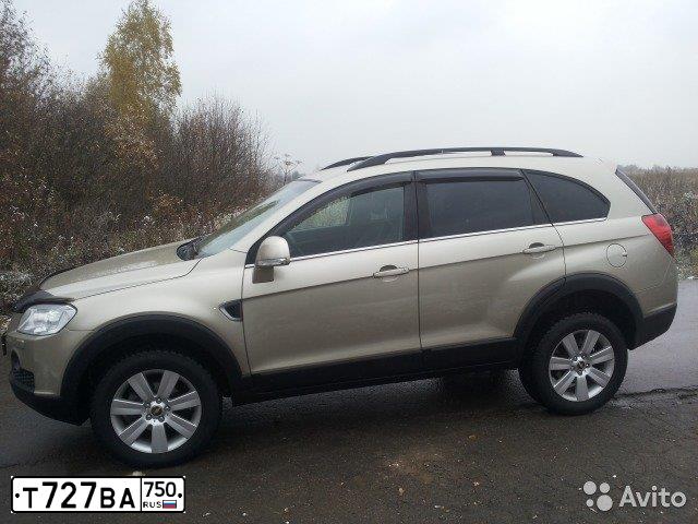 Фото автомобиля CHEVROLET CAPTIVA, 2007 — госномер Н800МТ790. Цвет: БЕЖЕВО - СЕРЫЙ