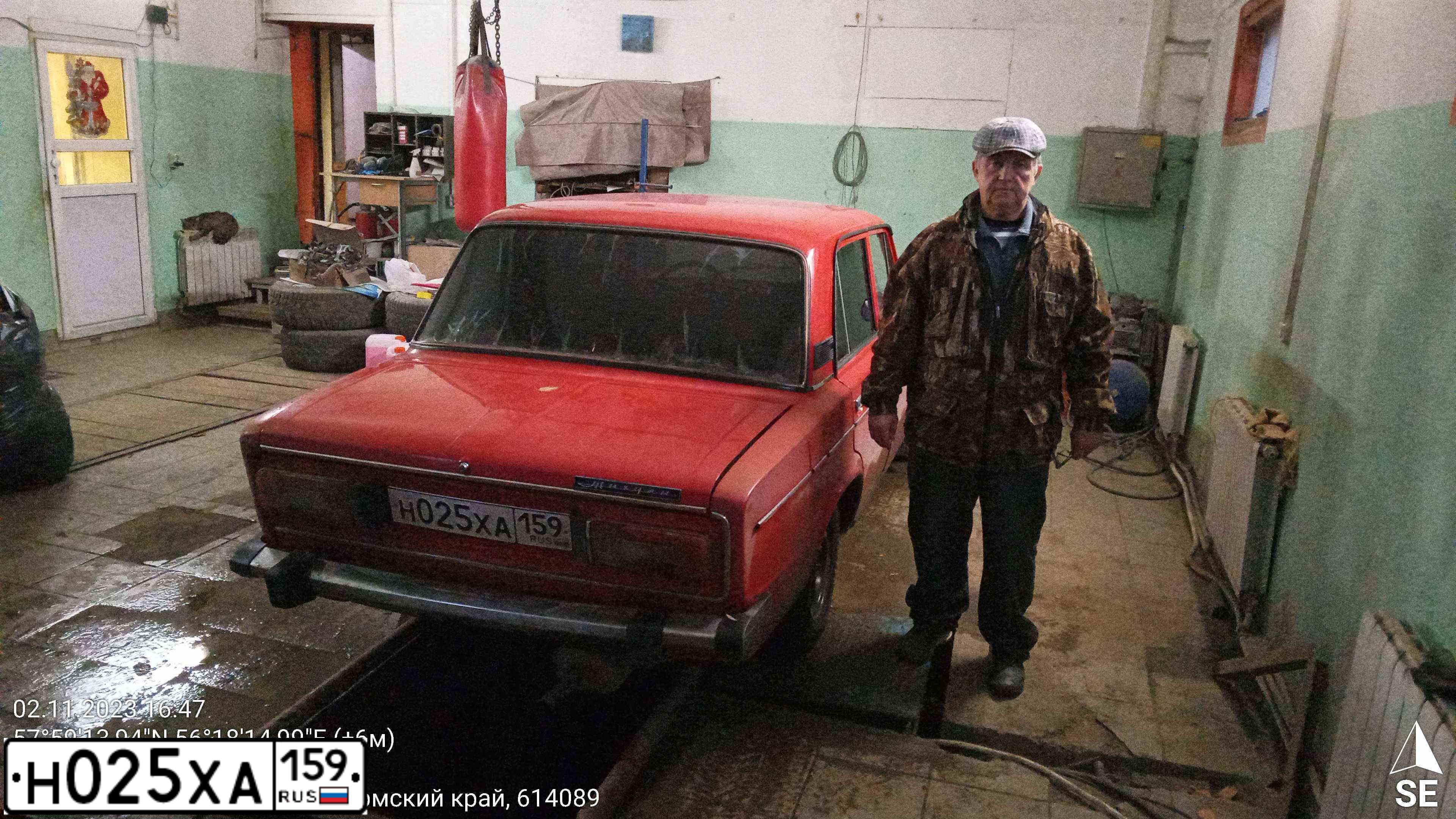 Фото автомобиля LADA 2106, 1995 — госномер Н025ХА159. Цвет: Красный
