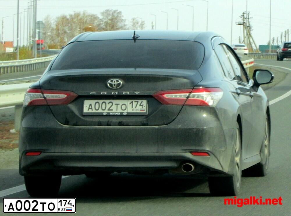 Фото автомобиля TOYOTA CAMRY, 2017 — госномер К597АВ774. Цвет: ЧЕРНЫЙ МЕТАЛЛИК