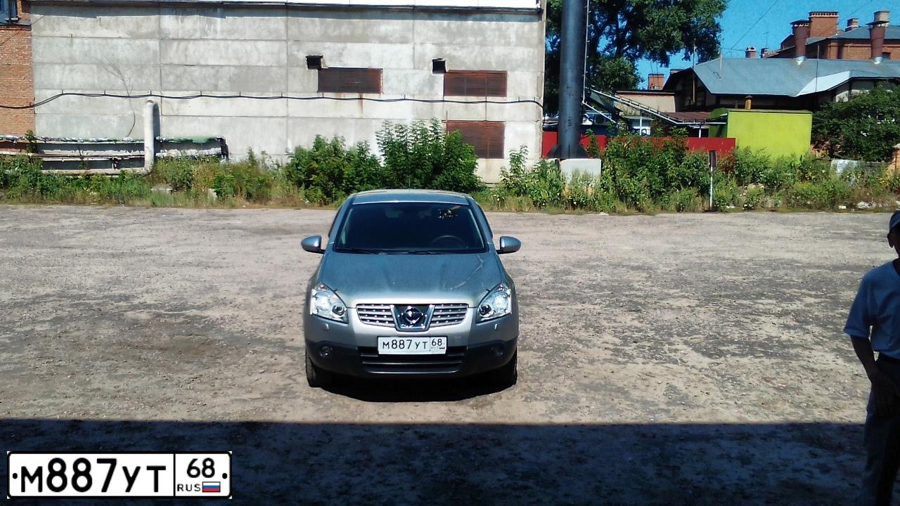 Фото автомобиля NISSAN QASHQAI, 2008 — госномер М887УТ68. Цвет: Серебристый