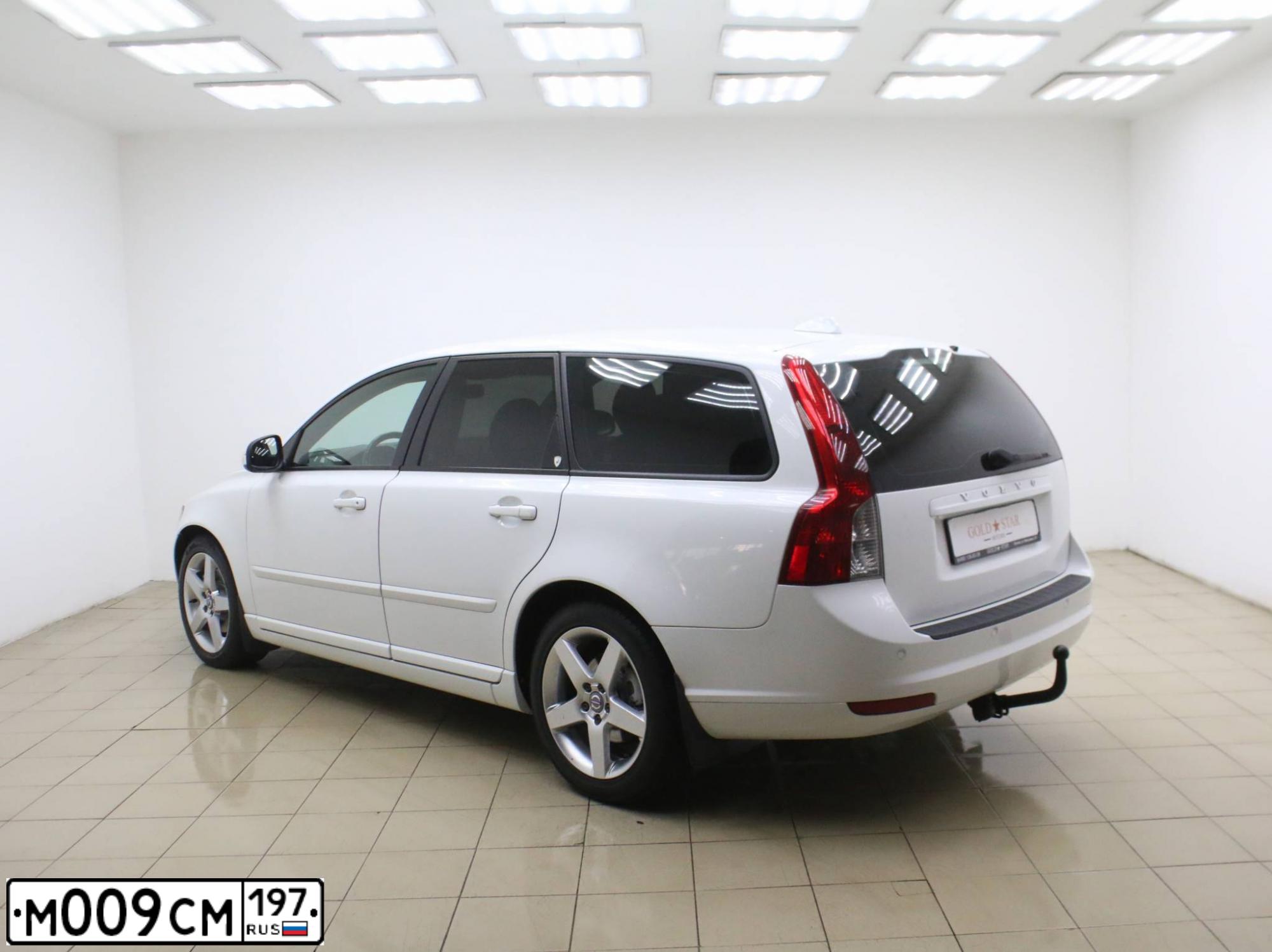 Фото автомобиля MERCEDES-BENZ МЕРСЕДЕС-БЕНЦ GLE-CLASS GLЕ 300 D 4МАТIС, 2021 — госномер М009СМ197. Цвет: Белый