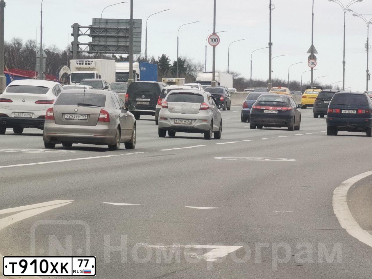 Фото автомобиля CHERY BONUS /A13/, 2012 — госномер Т910ХК77. Цвет: СЕРЫЙ