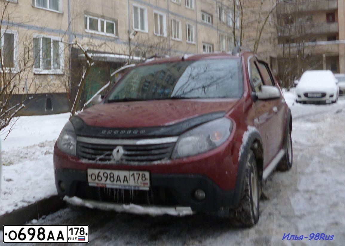 Фото автомобиля RENAULT SANDERO, 2011 — госномер К016КЕ53