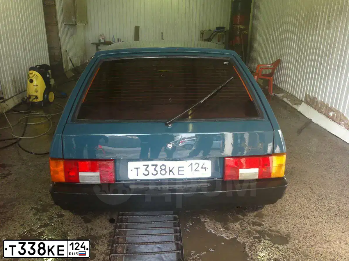 Фото автомобиля LADA 2108 SAMARA, 1999 — госномер Т338КЕ124. Цвет: ЗЕЛЕНЫЙ