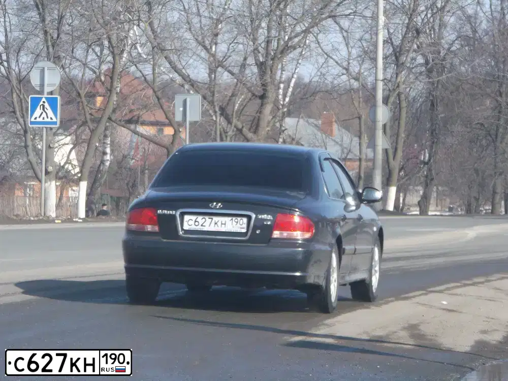 Фото автомобиля HYUNDAI SONATA, 2007 — госномер Х707КК196. Цвет: ЧЕРНЫЙ