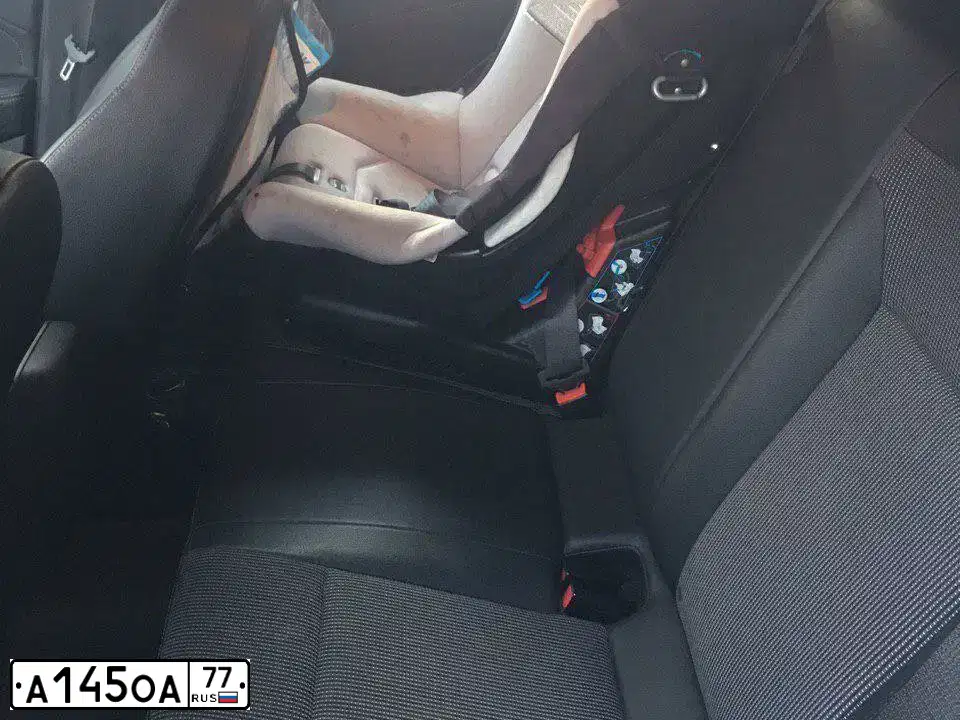 Фото автомобиля OPEL ASTRA, 2012 — госномер У798НР790. Цвет: СЕРЫЙ МЕТАЛЛИК
