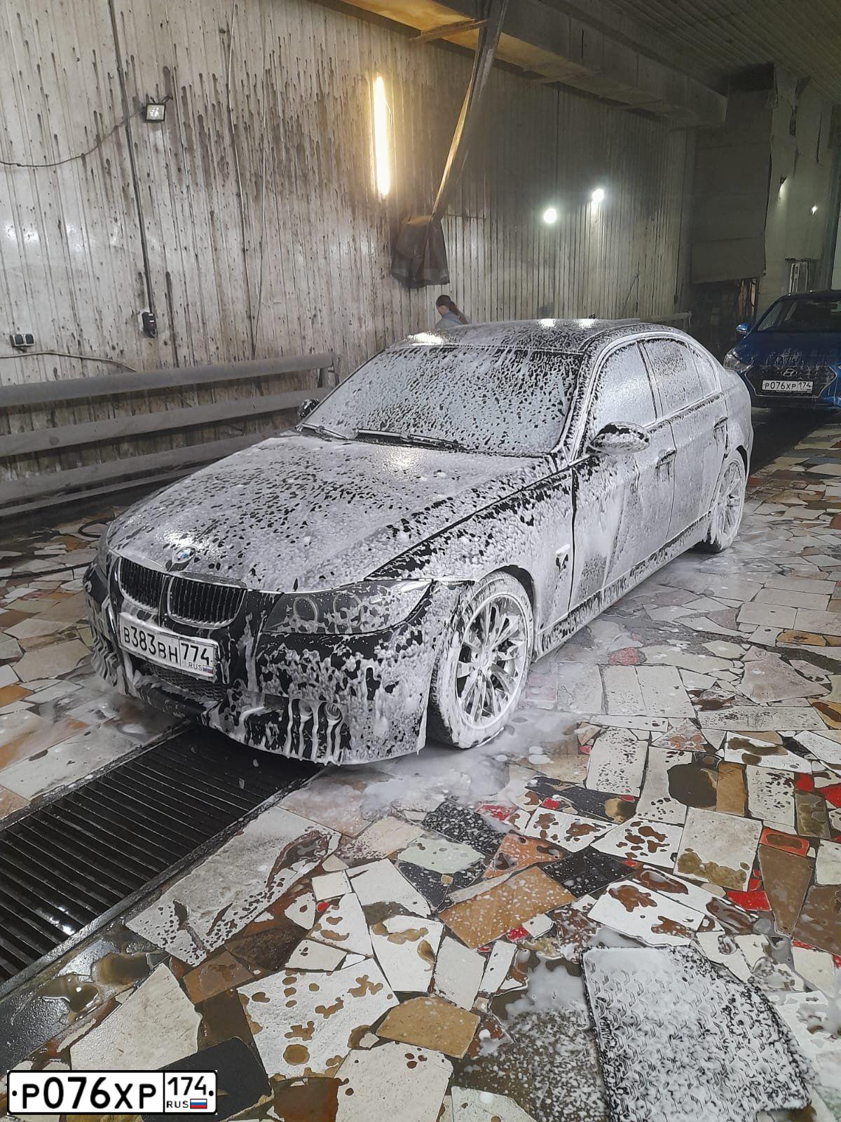 Фото автомобиля HYUNDAI SOLARIS, 2018 — госномер Р076ХР174. Цвет: синий