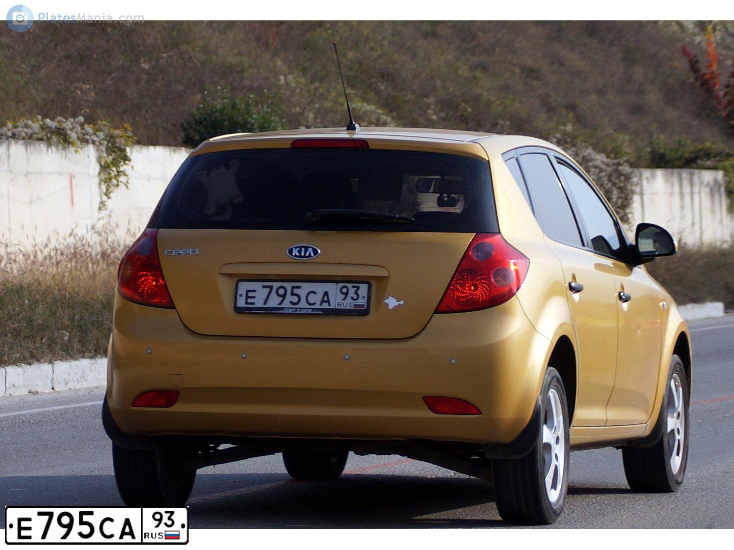 Фото автомобиля KIA CEE'D, 2007 — госномер Е795СА93. Цвет: ЖЕЛТЫЙ