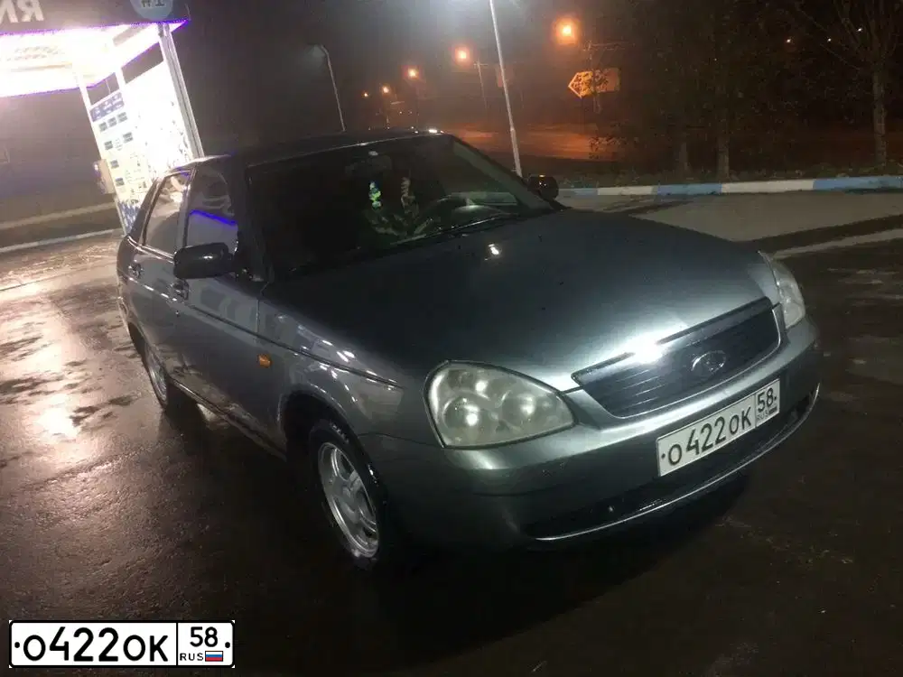 Фото автомобиля LADA 2172 PRIORA, 2008 — госномер О422ОК58. Цвет: СРЕДНИЙ СЕРО-ЗЕЛЕНЫЙ МЕТ.
