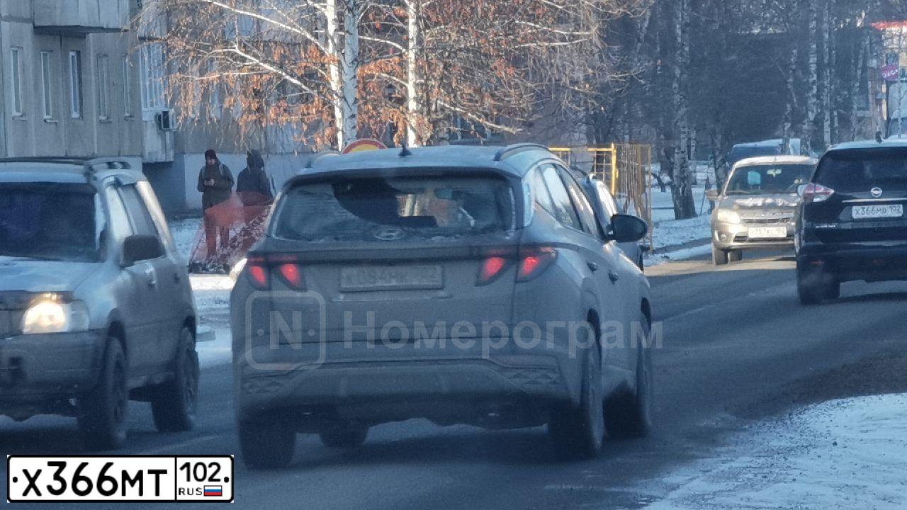 Фото автомобиля KIA RIO, 2018 — госномер Х366МТ102. Цвет: БЕЖЕВЫЙ
