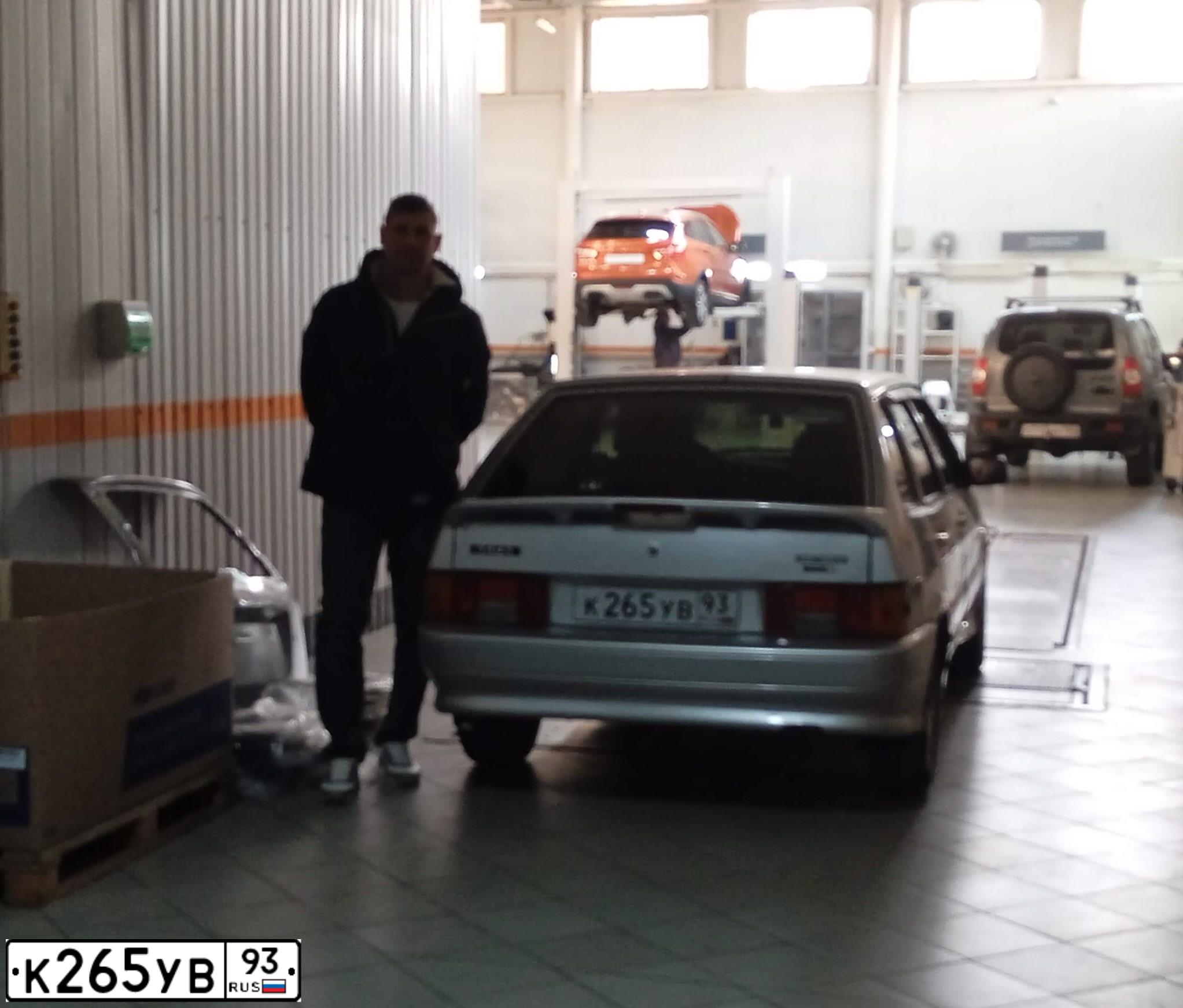 Фото автомобиля LADA 2114 SAMARA, 2007 — госномер К265УВ93. Цвет: СВЕТЛО-СЕРЕБРИСТЫЙ МЕТАЛЛ