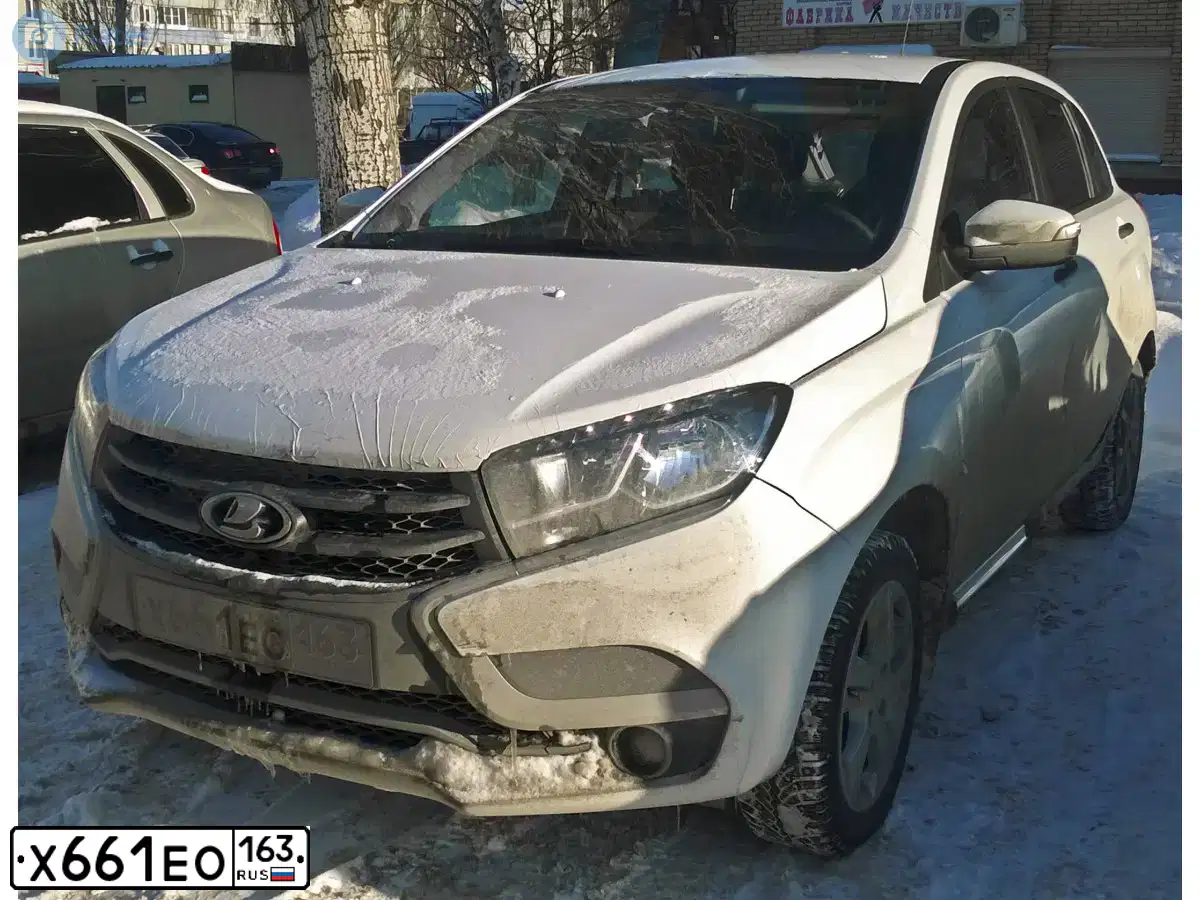 Фото автомобиля LADA XRAY, 2015 — госномер А035МА156. Цвет: Белый