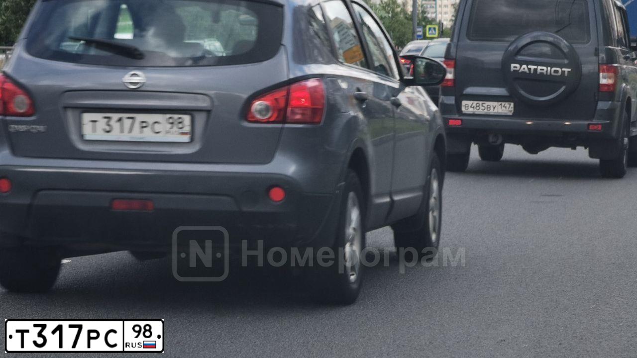 Фото автомобиля NISSAN QASHQAI, 2008 — госномер Т317РС98