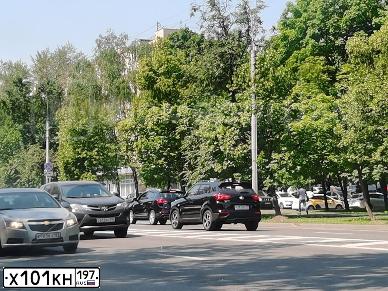 Фото автомобиля HONDA ACCORD, 2007 — госномер Х101КН197. Цвет: СЕРО-ГОЛУБОЙ