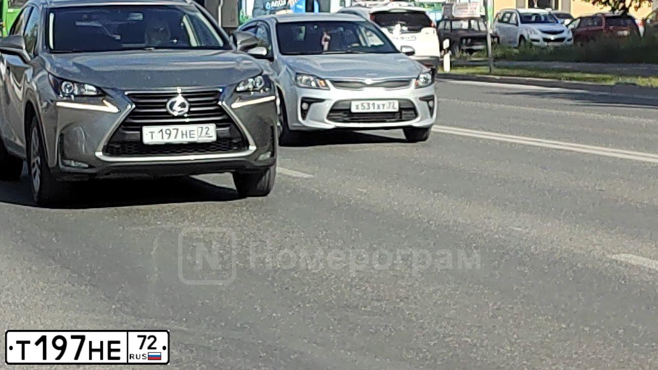 Фото автомобиля LEXUS NX, 2015 — госномер Т197НЕ72. Цвет: СВЕТЛО-СЕРЫЙ
