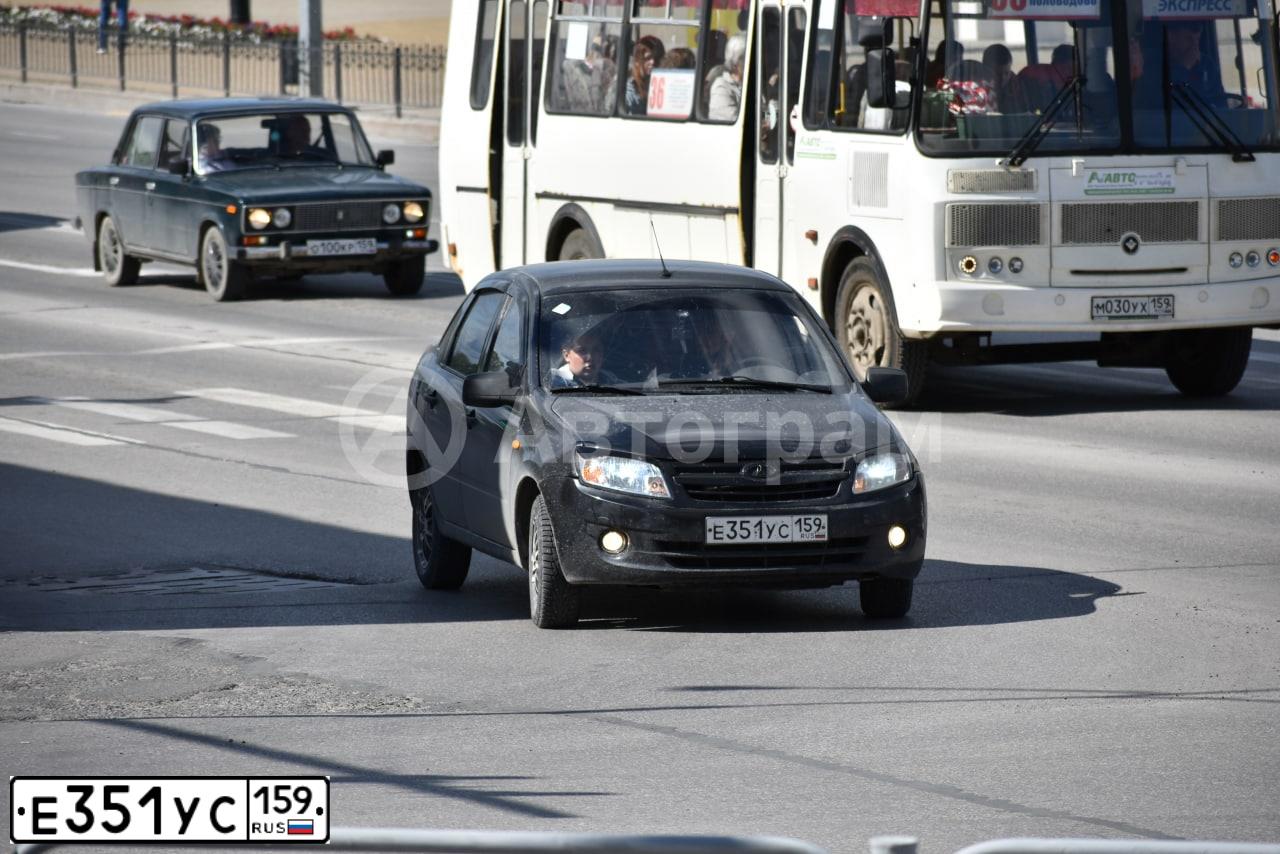 Фото автомобиля LADA 219060 LADA GRANTA, 2012 — госномер О700УК159. Цвет: серебристо-коричневый