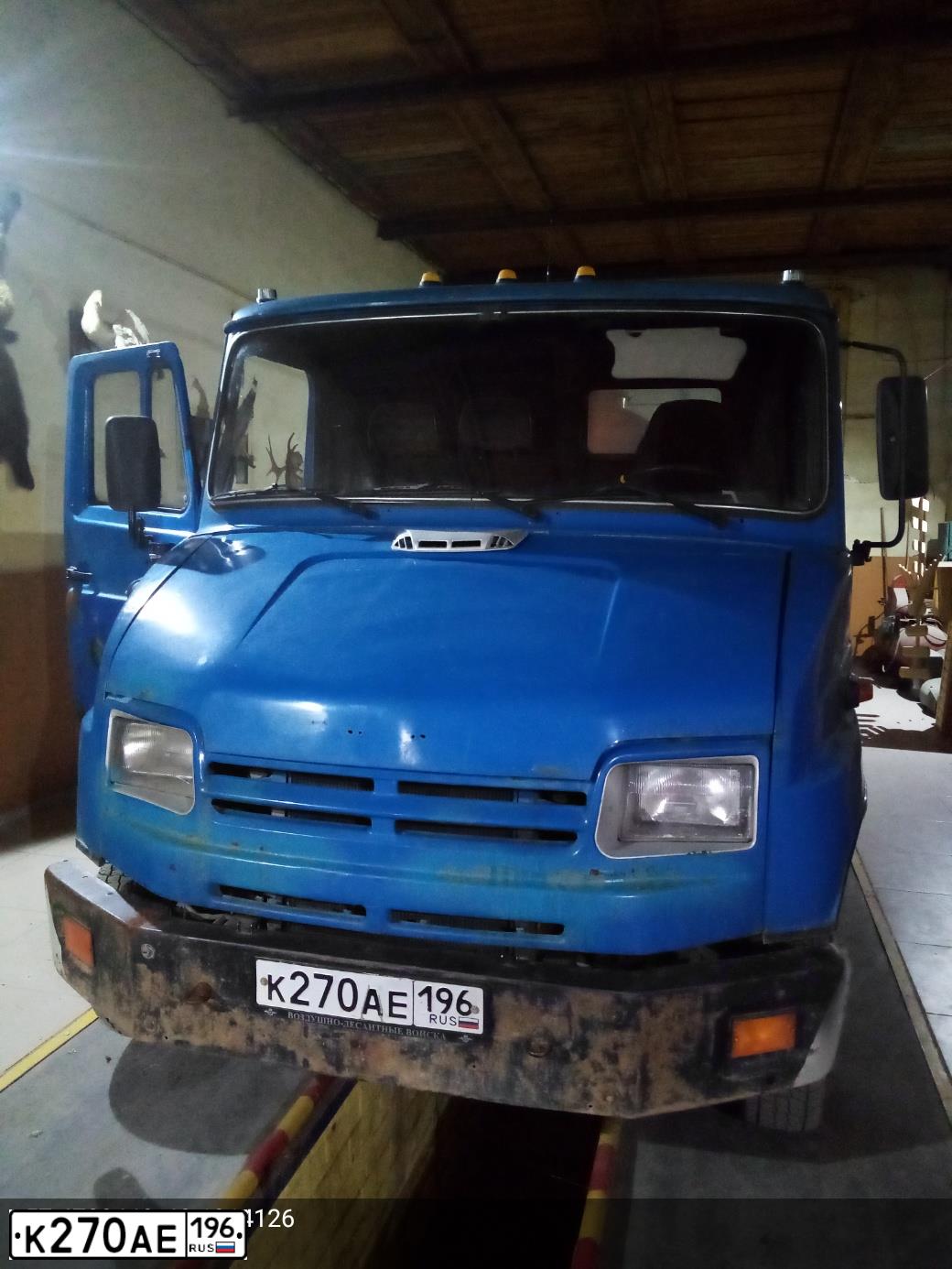 Фото автомобиля ZIL L 5301 4X2, 1998 — госномер К270АЕ196. Цвет: СИНИЙ