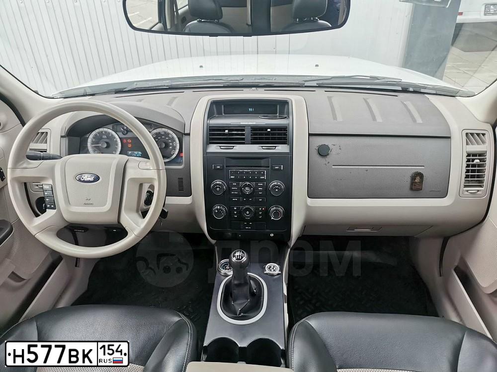 Фото автомобиля FORD ESCAPE, 2007 — госномер М203ЕН193. Цвет: Белый