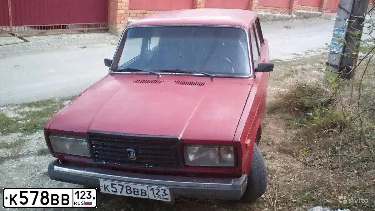 Фото автомобиля LADA 2107, 1998 — госномер К578ВВ123. Цвет: ТЕМНО-КРАСНЫЙ