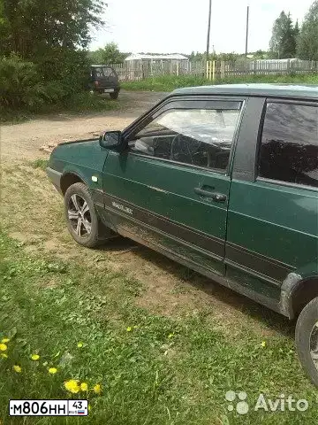 Фото автомобиля LADA 2108 SAMARA, 1986 — госномер М806НН43. Цвет: ЗЕЛЕНЫЙ САД
