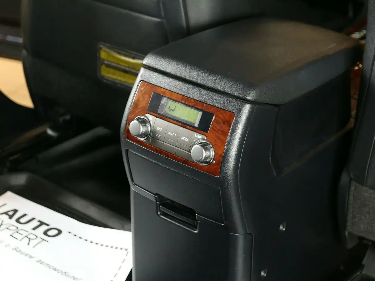 Фото автомобиля LADA 2110, 1998 — госномер У681НР152. Цвет: СЕРЕБ.ТЕМНО-КРАСНЫЙ