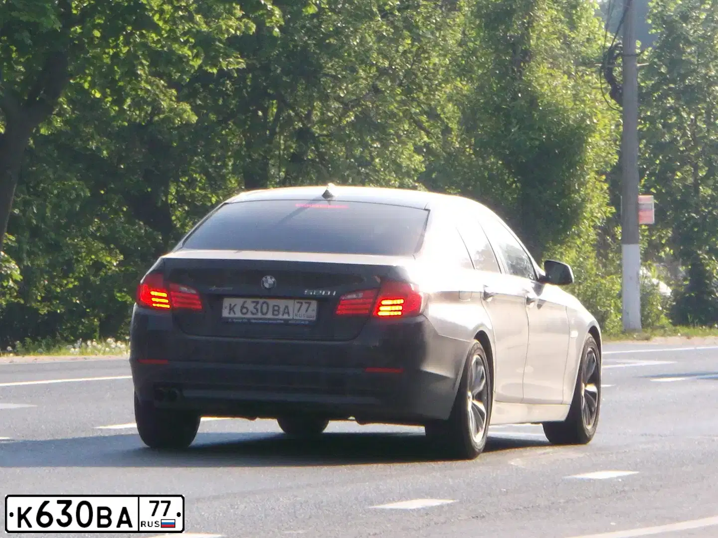 Фото автомобиля BMW SERIE 5, 2012 — госномер В255ЕА37. Цвет: ЧЕРНЫЙ