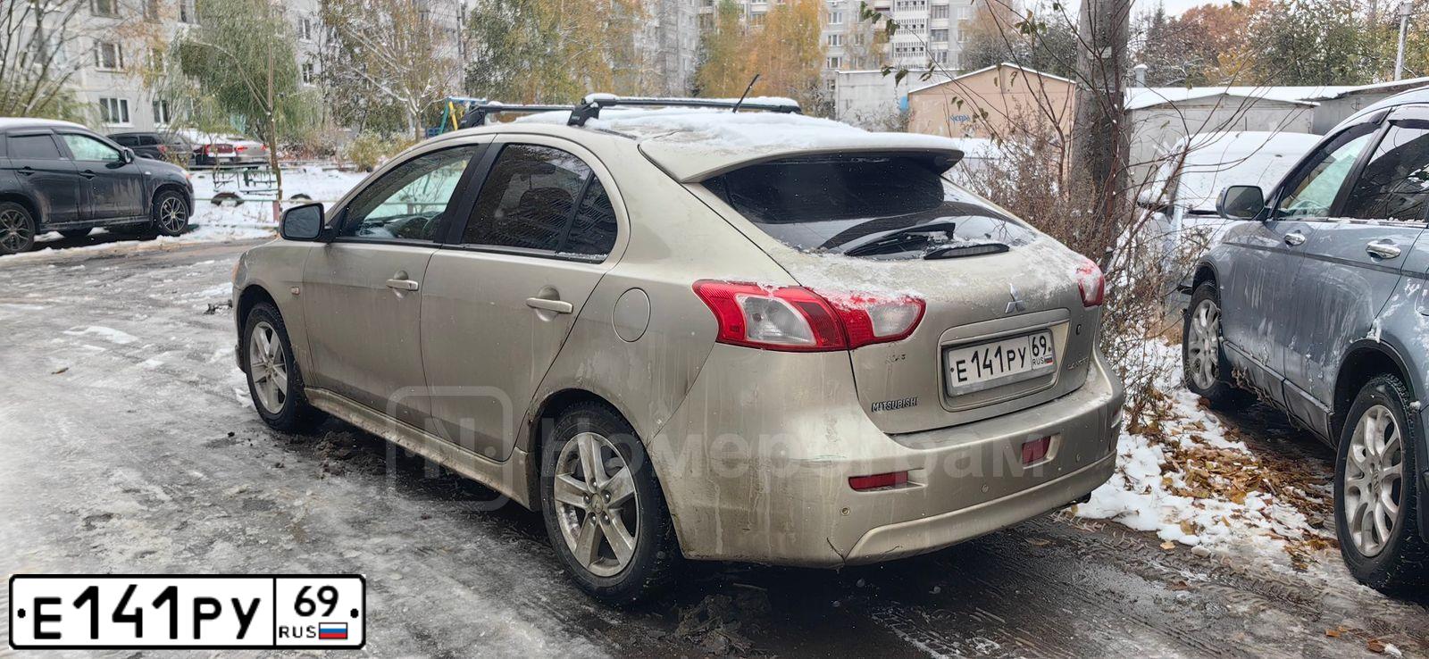 Фото автомобиля UAZ 3151 / HUNTER, 2009 — госномер К141РУ69. Цвет: АВАНТЮРИН МЕТАЛЛИК