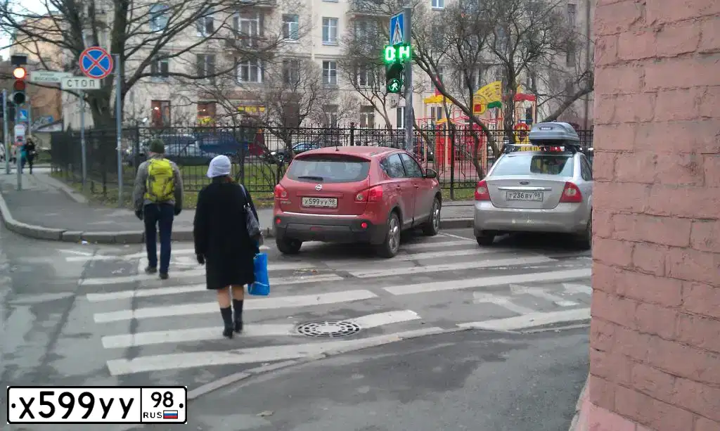 Фото автомобиля NISSAN QASHQAI, 2008 — госномер Е219МО142. Цвет: ТЕМНО-КРАСНЫЙ