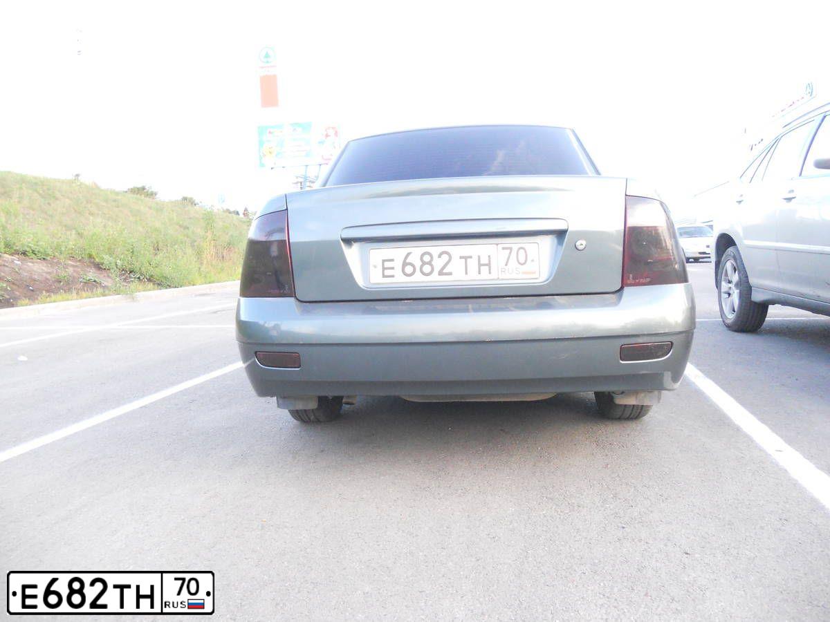 Фото автомобиля LADA 2170 PRIORA, 2008 — госномер Е682ТН70. Цвет: Сине-зеленый