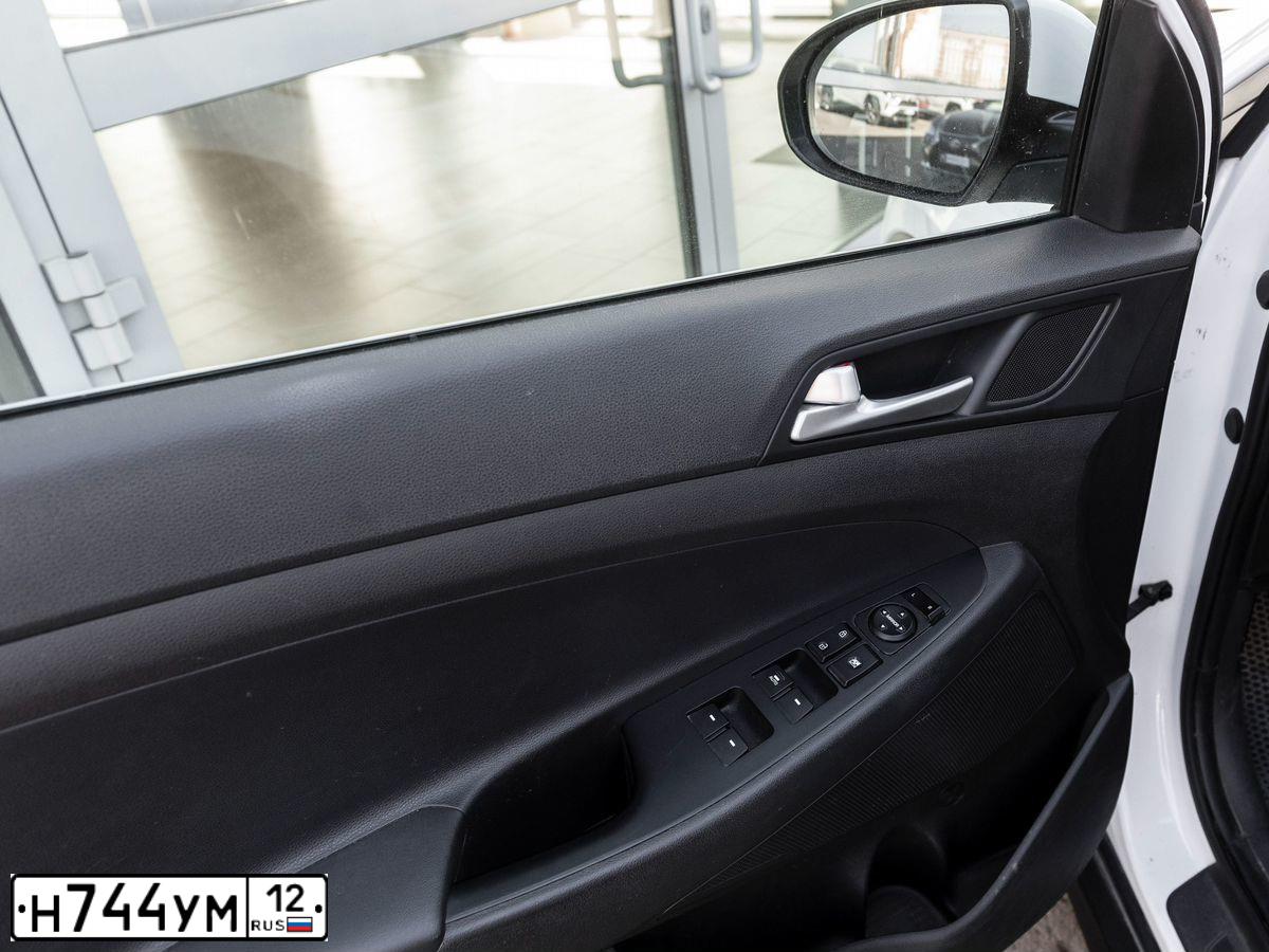 Фото автомобиля HYUNDAI TUCSON, 2018 — госномер М070ХЕ21